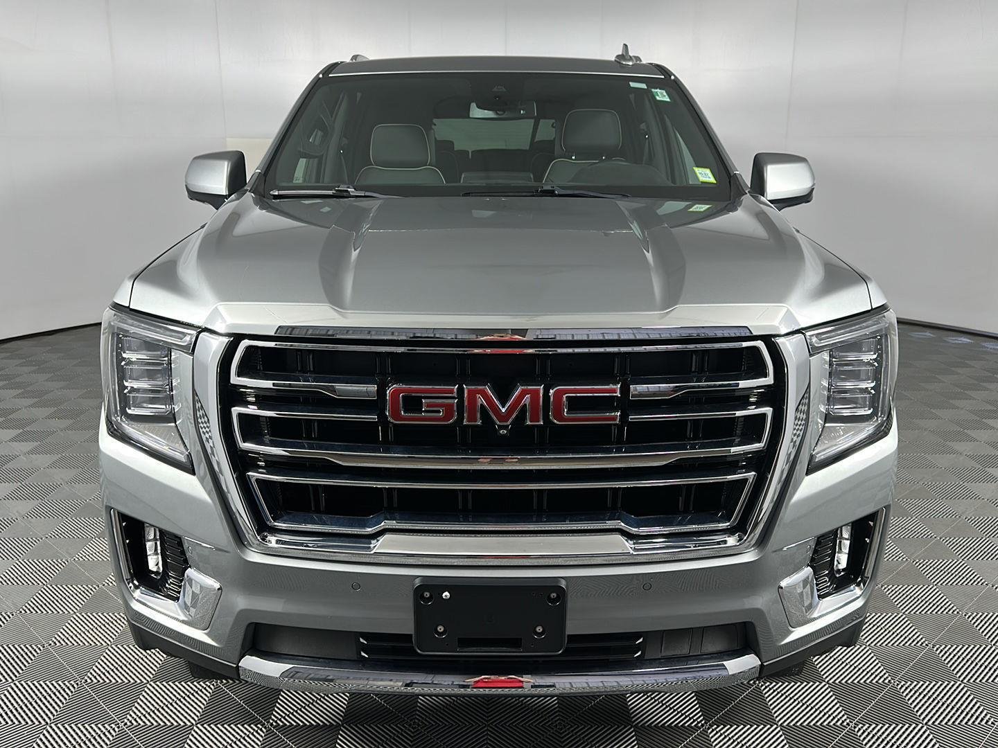 Used 2024 Sterling Metallic GMC SLT image 2