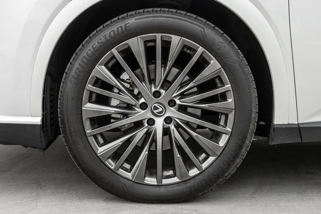 2023 Lexus RX 350 - Photo 14