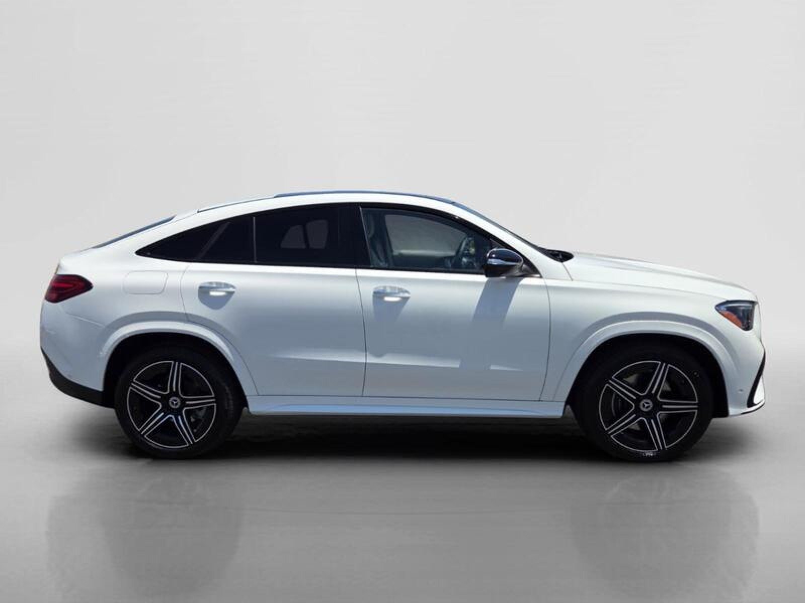 New 2026 Polar White Mercedes-Benz GLE 450 4MATIC® Coupe image 6