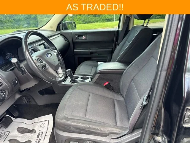 Used 2013 Black Ford SE image 15