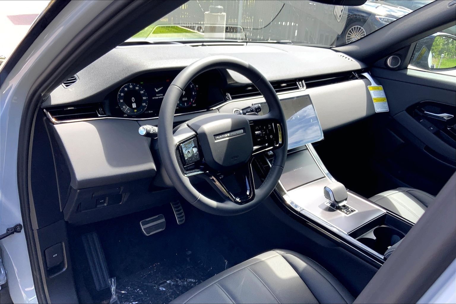 New 2026 Arroios Grey Land Rover Hoxton Edition image 8