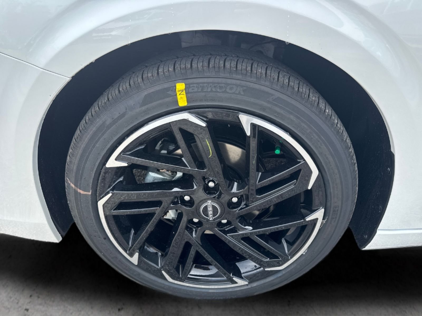 New 2026 White Nissan SR image 46