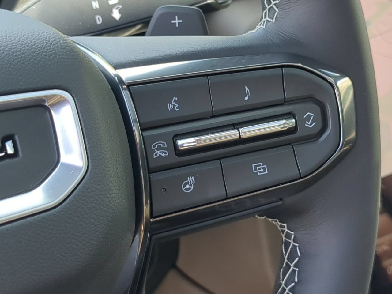 New 2026 Glacier White Tricoat GMC Denali Ultimate image 36