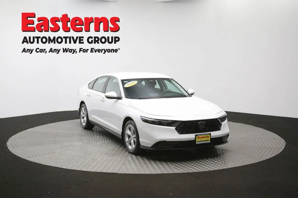 Used 2023 White Honda LX image 50