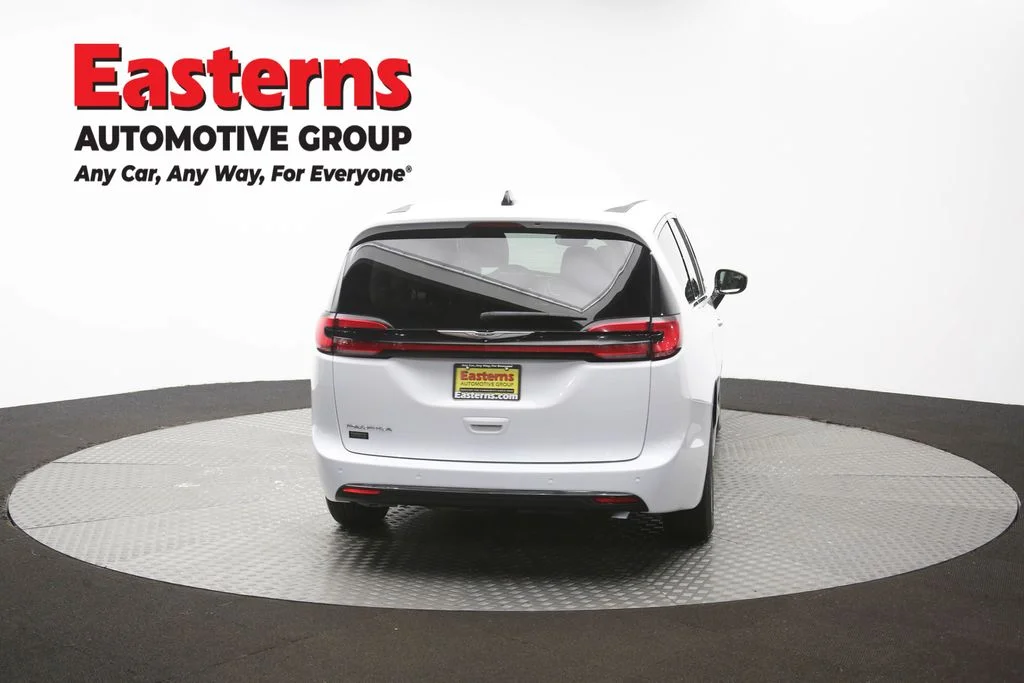 Used 2024 White Chrysler Touring L image 39