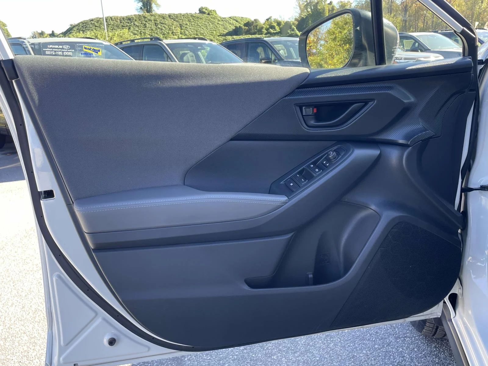Used 2025 Crystal White Pearl Subaru Premium image 5