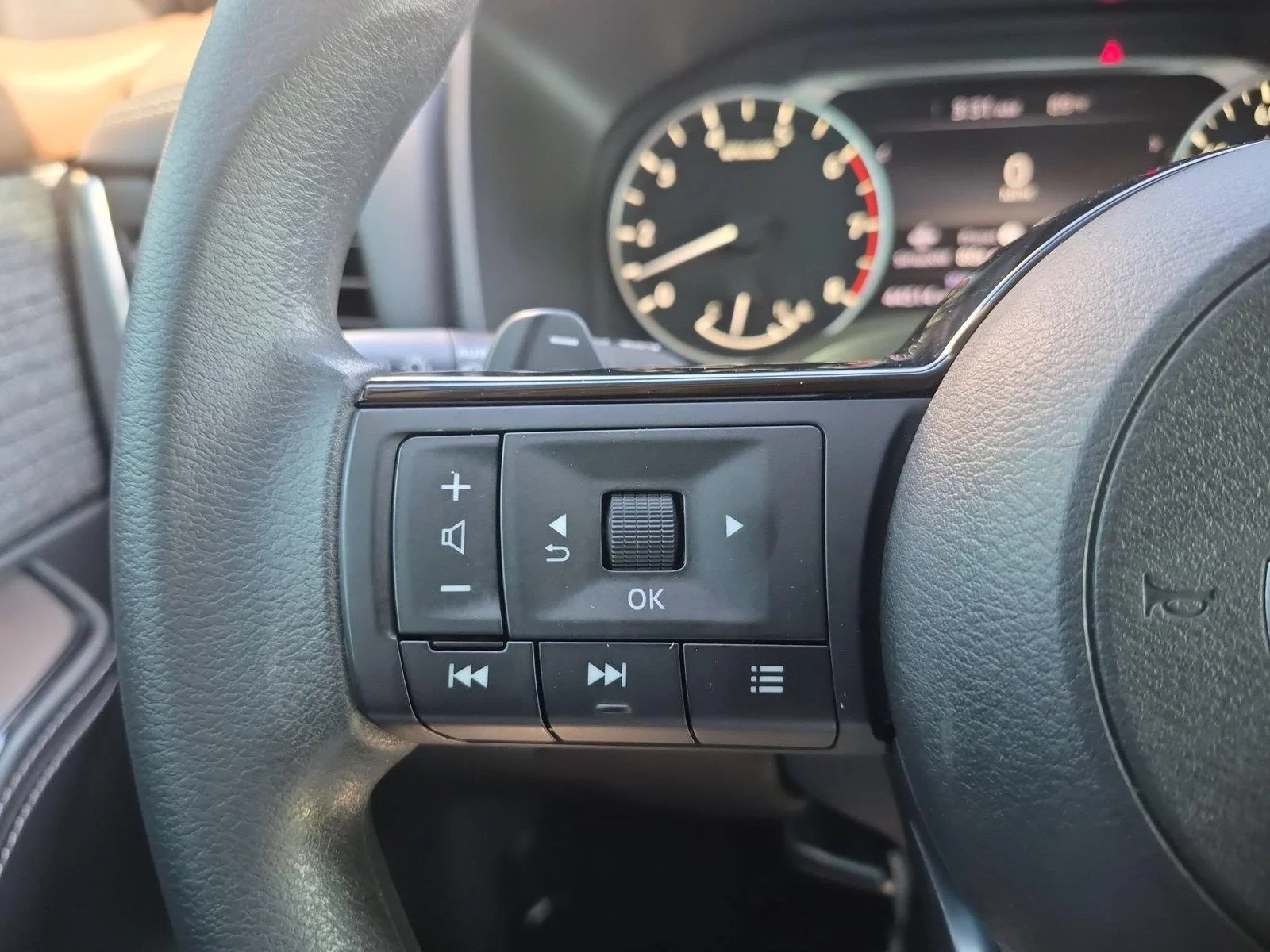 Used 2021 Gun Metallic Nissan S image 19