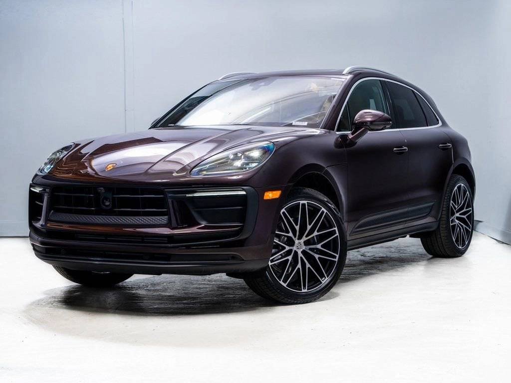 2026 Porsche Macan Base