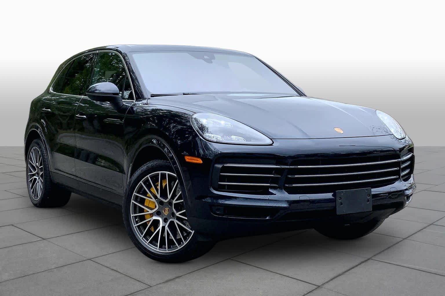 Pre-Owned 2022 Porsche Cayenne