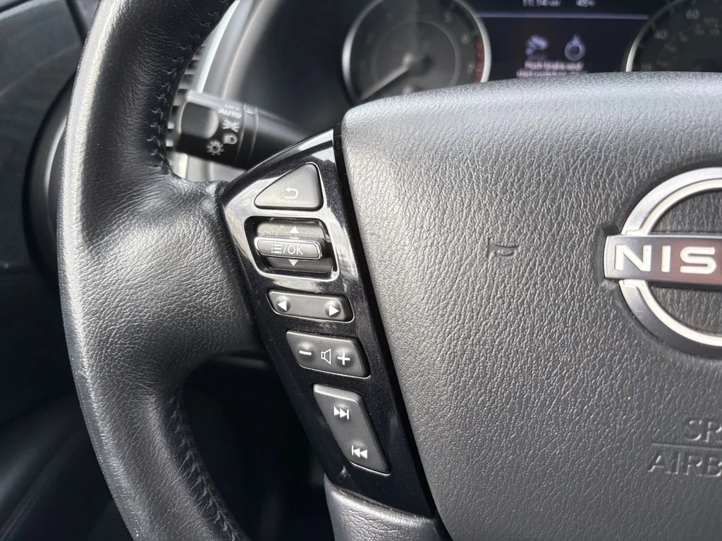 2022 Nissan Armada SV - Photo 23