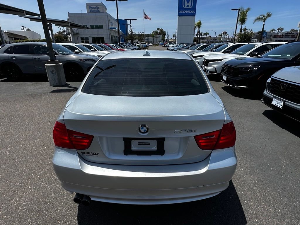 Used 2011 Titanium Silver Metallic BMW 328i xDrive image 7