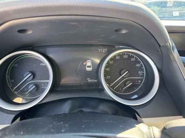 Used 2022 Beige Toyota XLE image 7