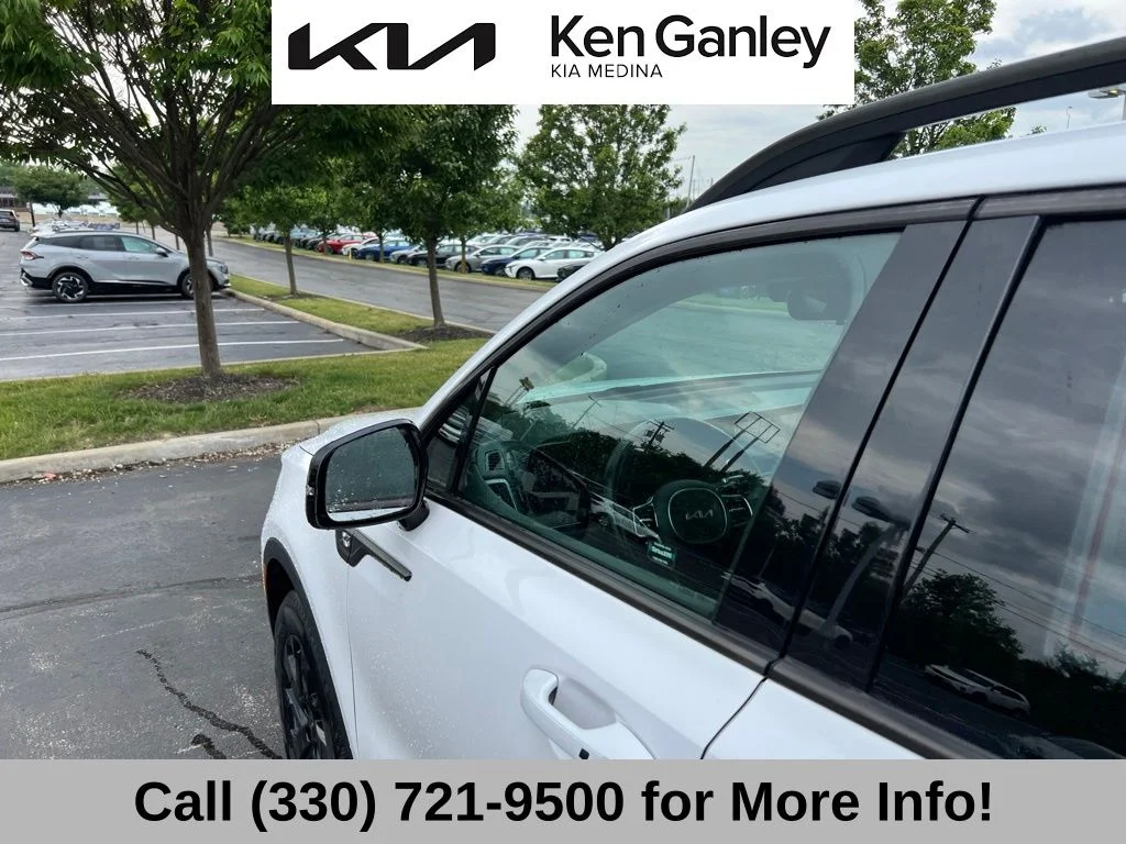 Certified Used 2022 White Kia S image 24