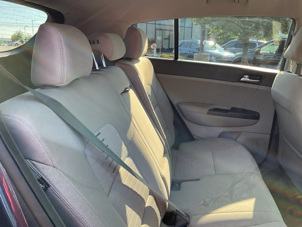 Used 2019 Pacific Blue Kia LX image 12