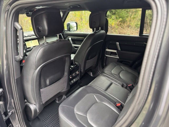 Used 2024 Carpathian Gray Premium Metallic Land Rover X-Dynamic SE image 12