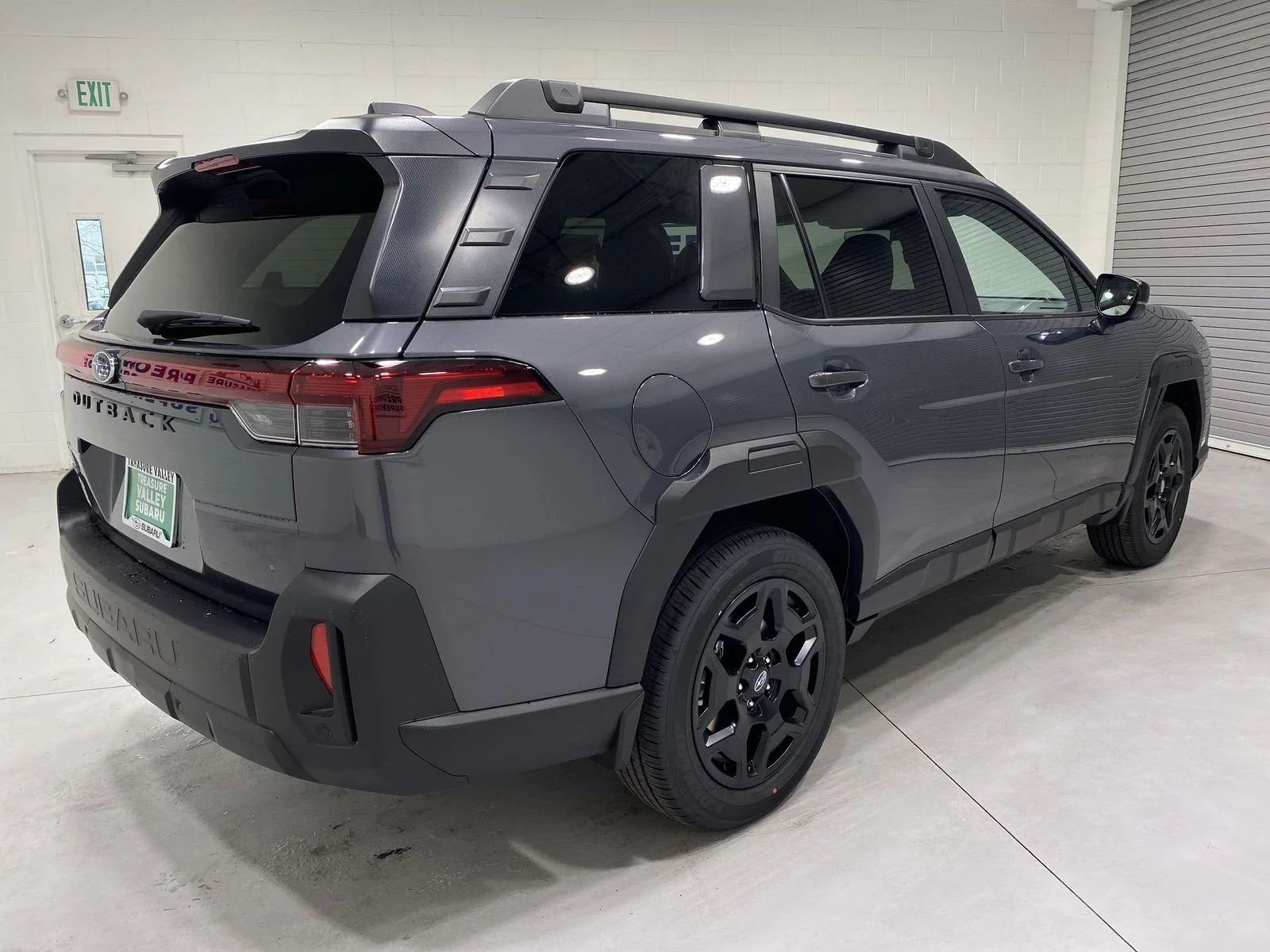 New 2026 MAGNETITE GRAY METALLIC Subaru Limited image 8