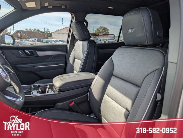 2026 Buick Enclave Sport Touring - Photo 2