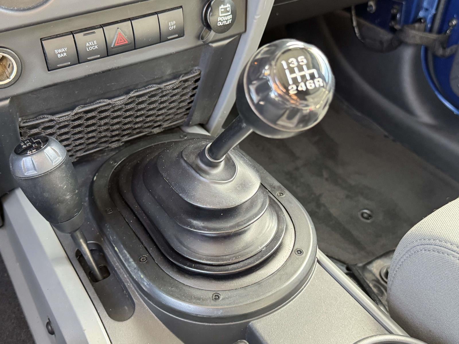 Used 2009 BLUE Jeep Rubicon image 9