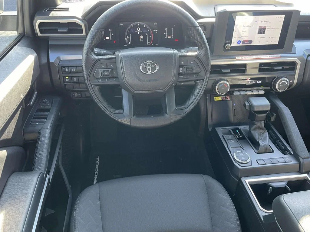Used 2026 Ice Cap Toyota SR5 image 11