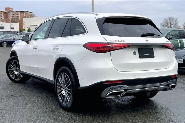Used 2026 White Mercedes-Benz GLC 300 image 10