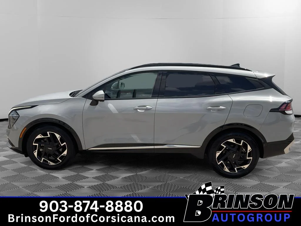 Used 2023 Wolf Gray Kia SX-Prestige image 4