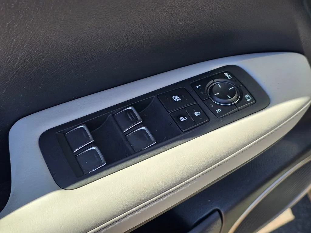 Used 2021  Lexus RX 350L image 22