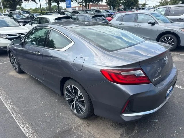 Used 2017 Modern Steel Metallic Honda EX-L image 9