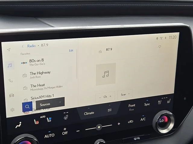 2026 Lexus RX 350 Premium - Photo 16