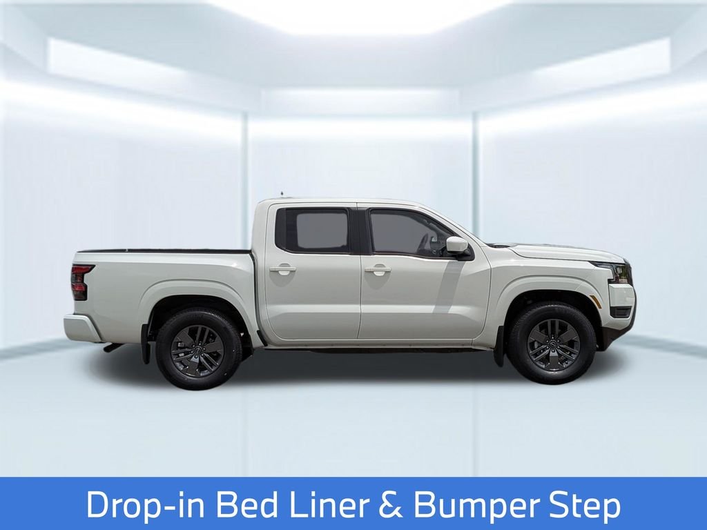 New 2026 Glacier White Nissan Crew Cab SV image 9