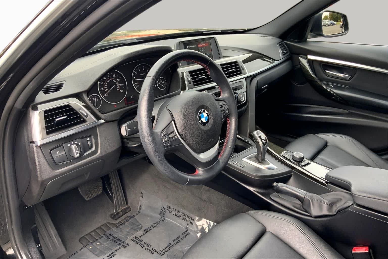 Used 2018 Jet Black BMW 330i image 16