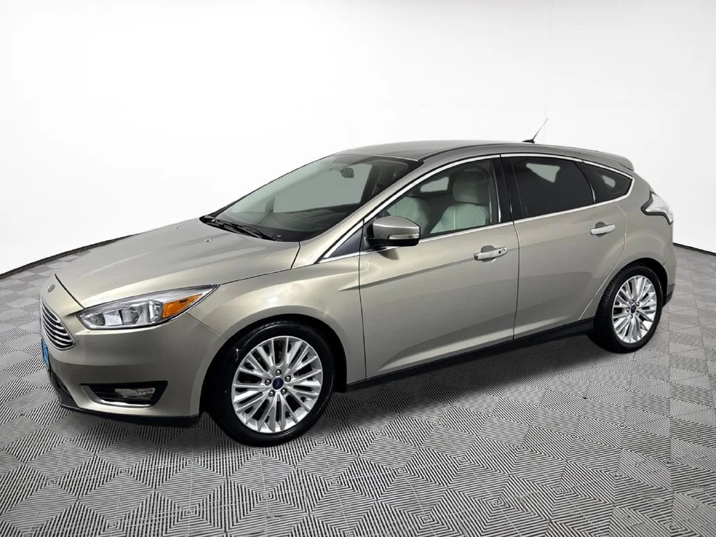 Used 2016 Ford Focus Titanium with VIN 1FADP3N27GL307849 for sale in Eau Claire, WI