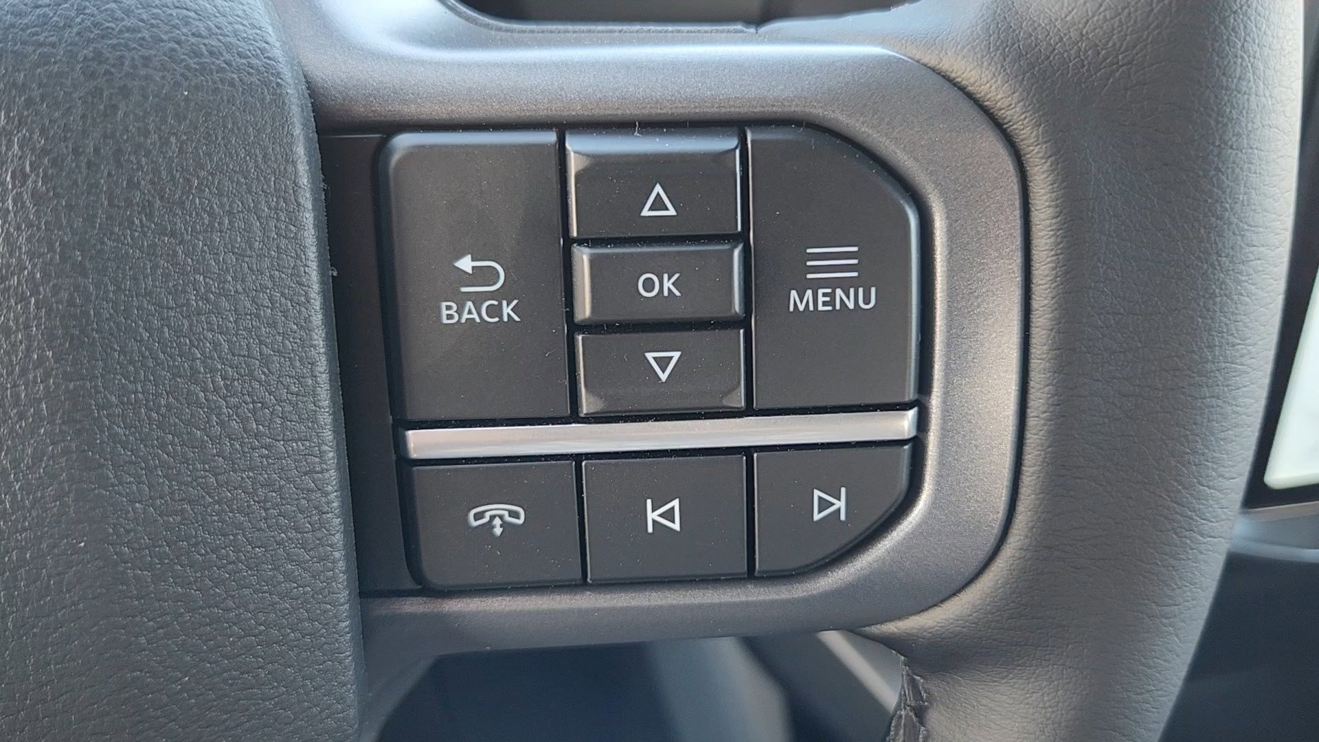 2025 Ford F-150 Lightning Flash - Photo 12