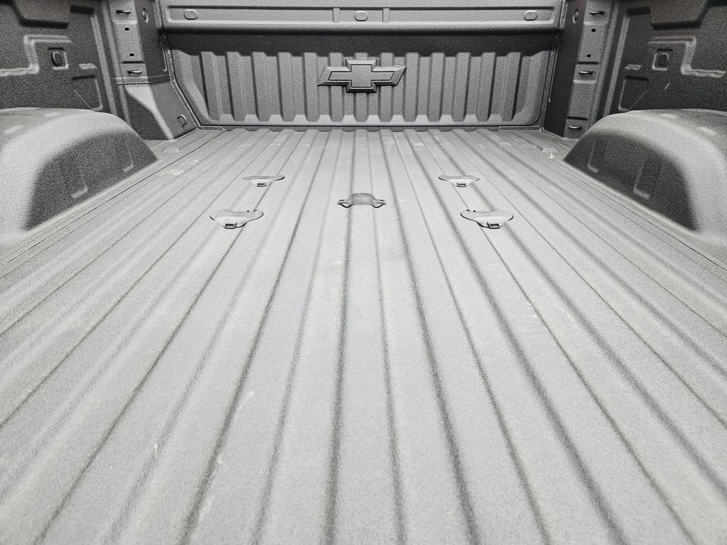2026 Chevrolet Silverado 2500 HD ZR2 - Photo 25