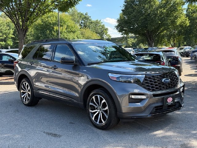 Used 2023 Gray Ford ST-Line image 1