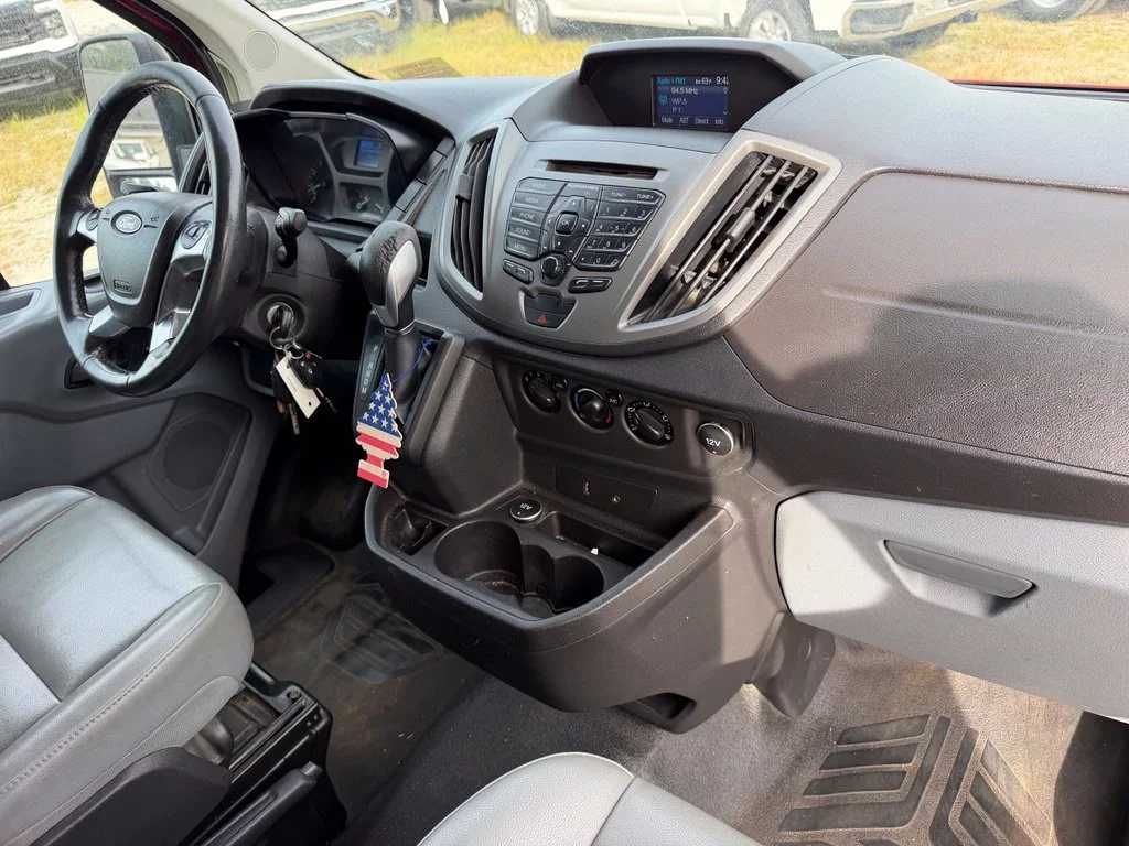 Used 2015 Red Ford Base image 12