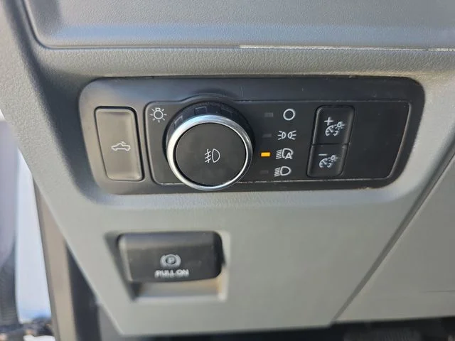 Used 2022 White Ford XLT image 26