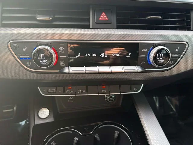 Used 2020 Gray Audi Premium Plus image 22