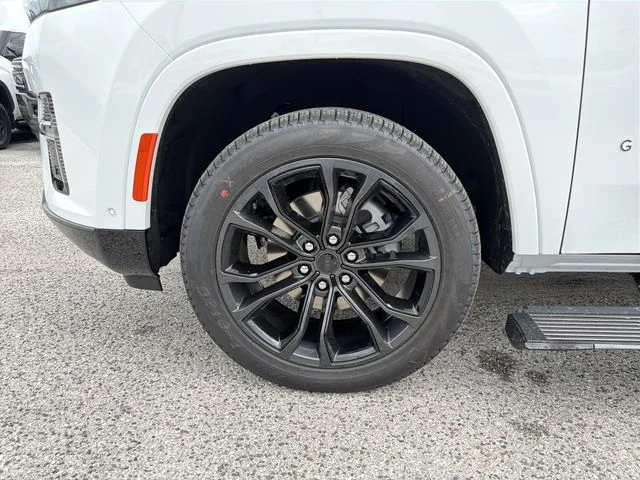 New 2026 Bright White Clear-Coat Exterior Paint Jeep Summit Obsidian image 34