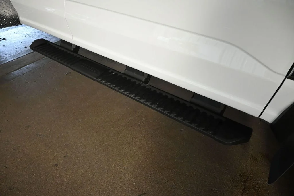 2025 Ford F-450 Super Duty Chassis Cab XL - Photo 30