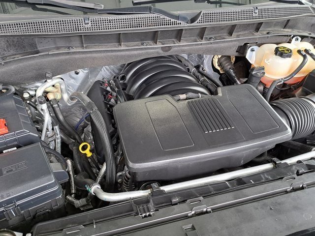 Used 2025 Black Chevrolet LT image 31