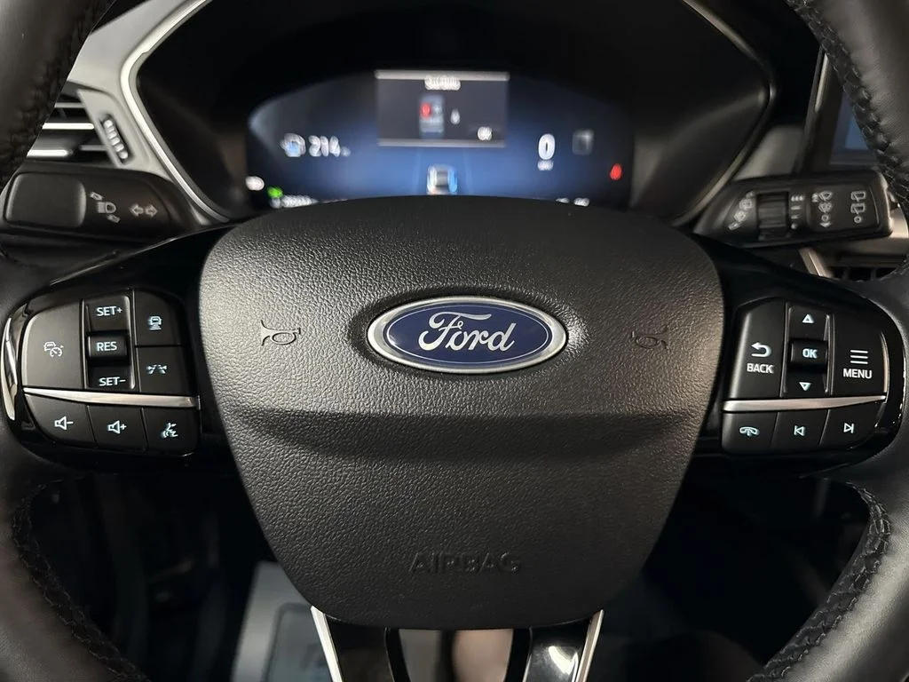 Used 2023 Cinnabar Red Ford Platinum image 22