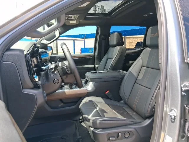 2026 Chevrolet Silverado 1500 High Country - Photo 18