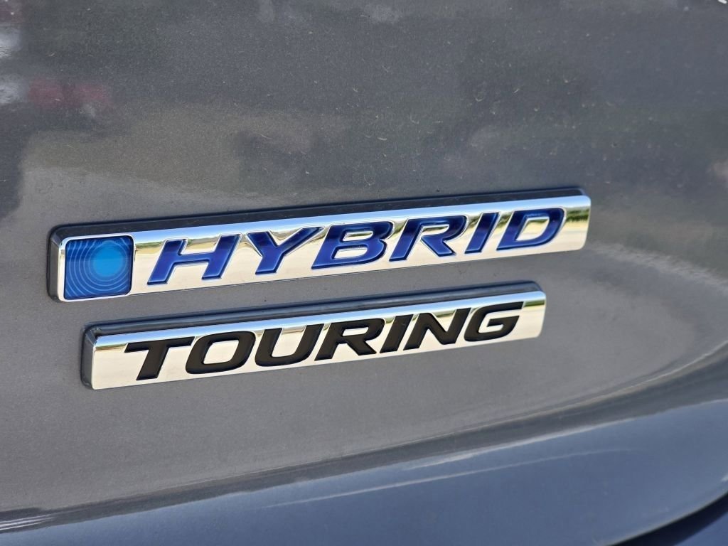 New 2026 Urban Gray Pearl Honda Touring image 12