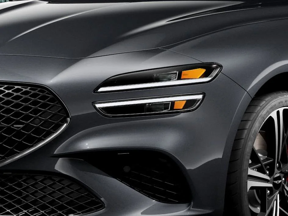2025 GENESIS G70 Standard - Photo 9