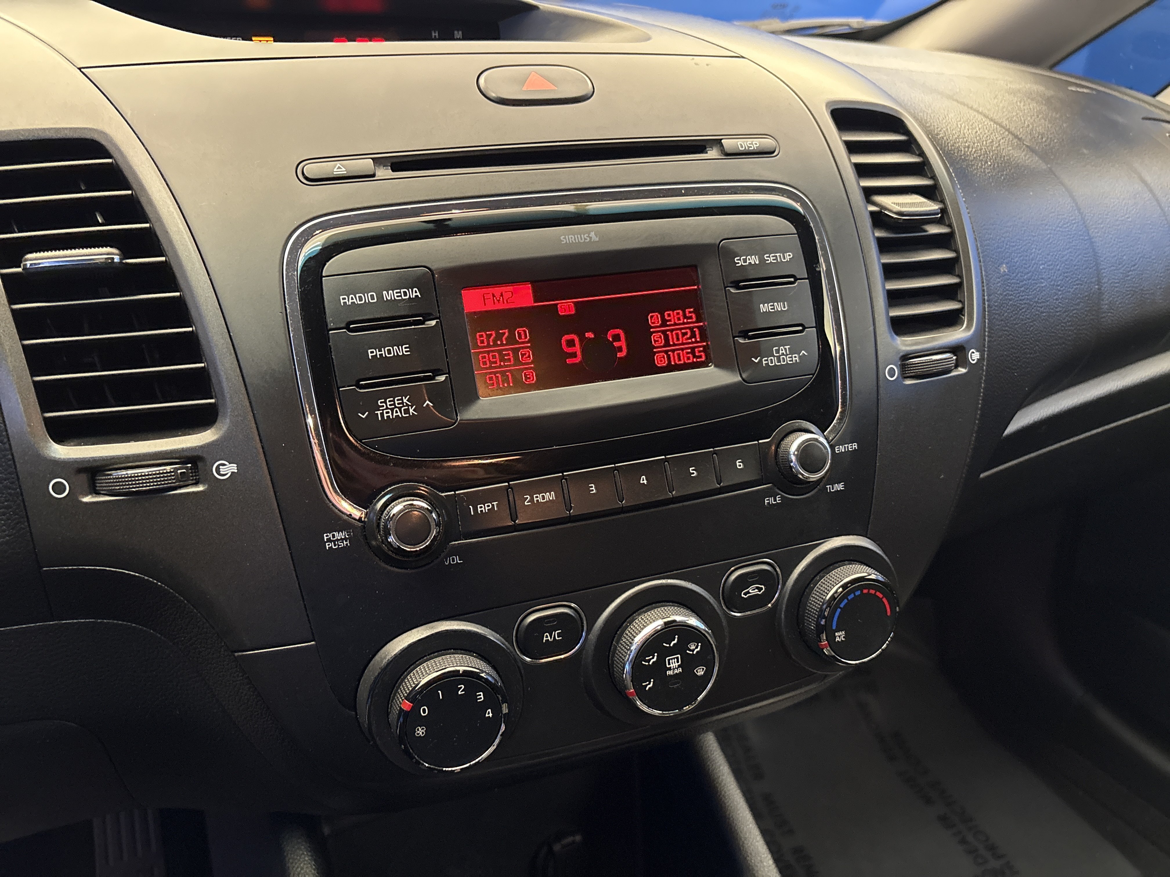 Used 2017 Red Kia LX image 17