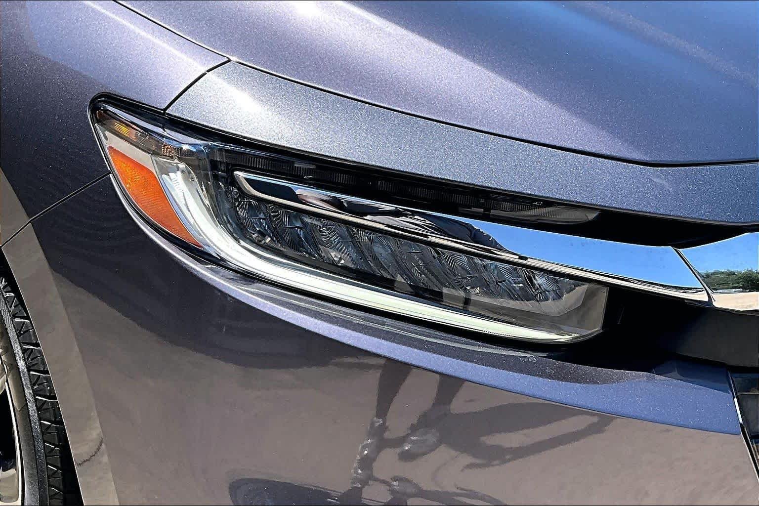 Used 2021 Modern Steel Metallic Honda EX image 28
