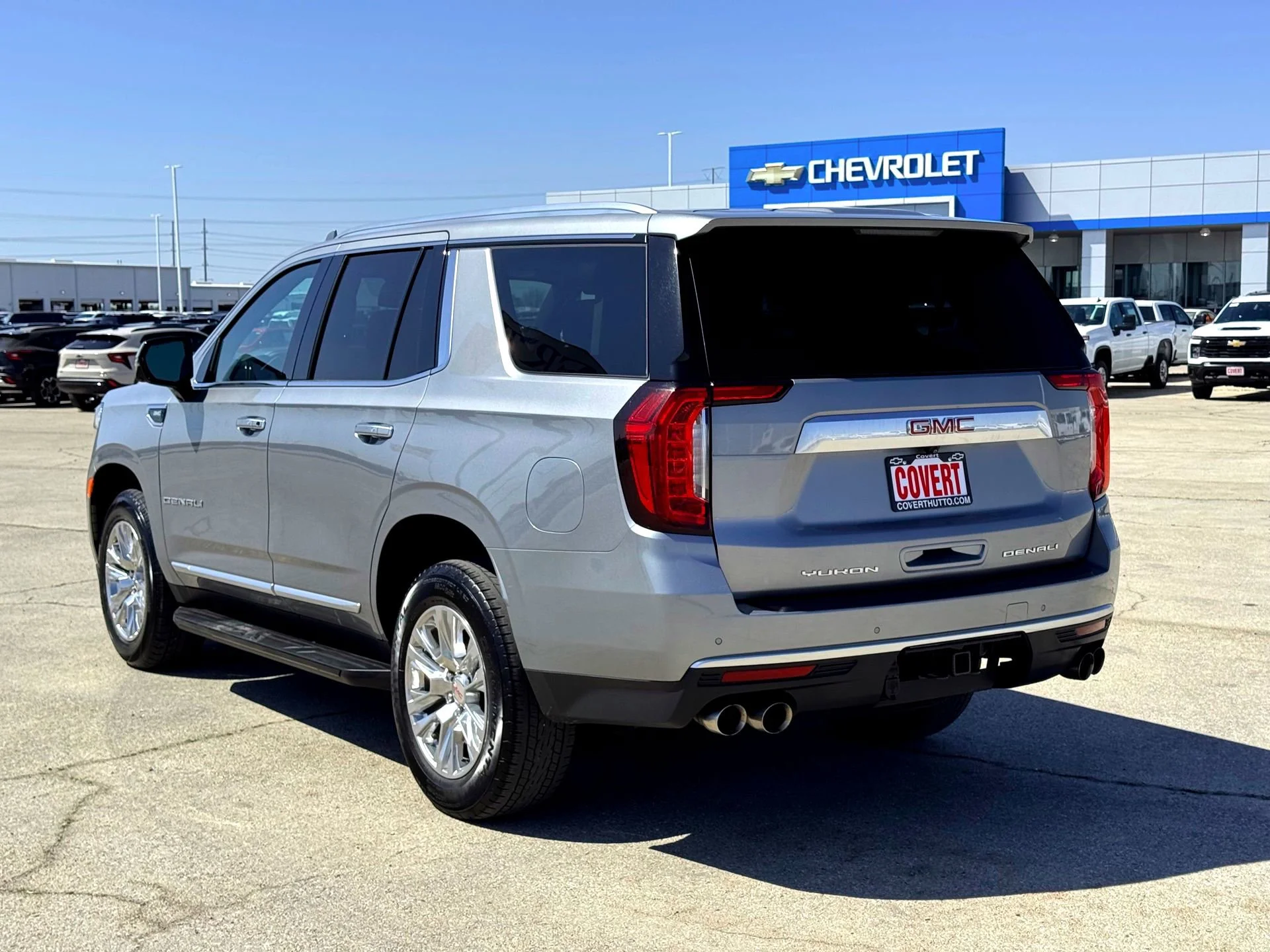 Used 2024 Sterling Metallic GMC Denali image 9
