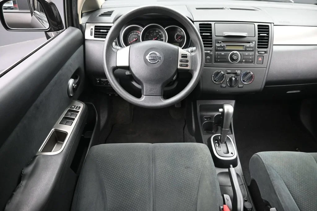 Used 2010 Black Nissan 1.8 S image 14