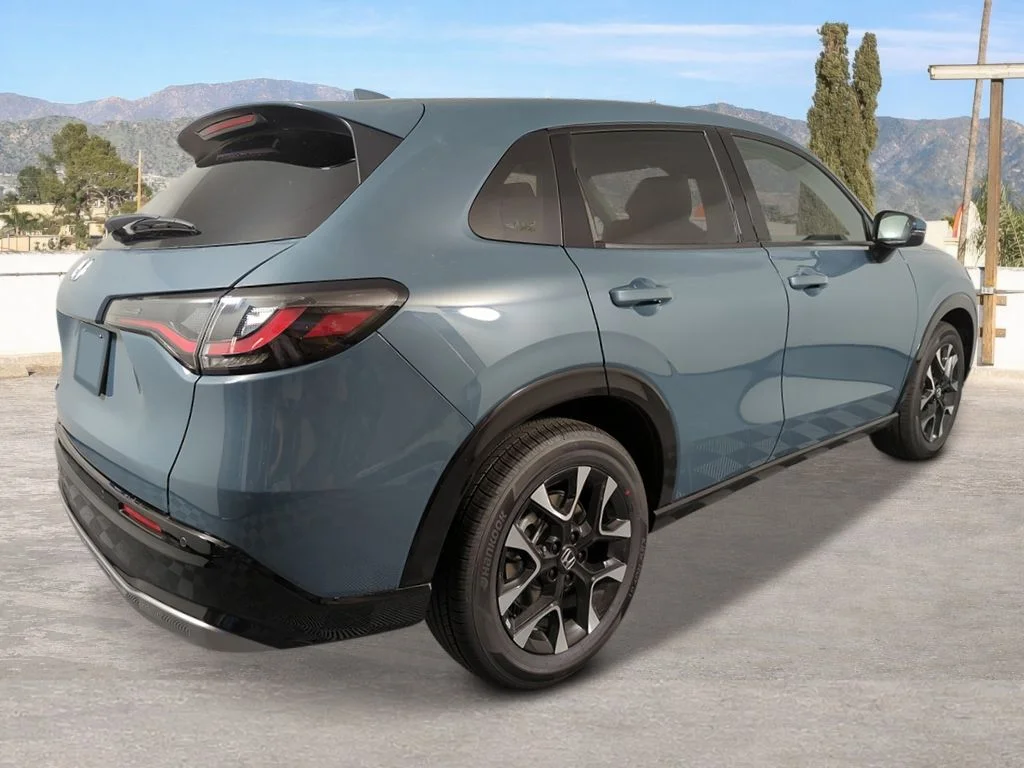 New 2027 Nordic Forest Pearl Honda EX-L image 4