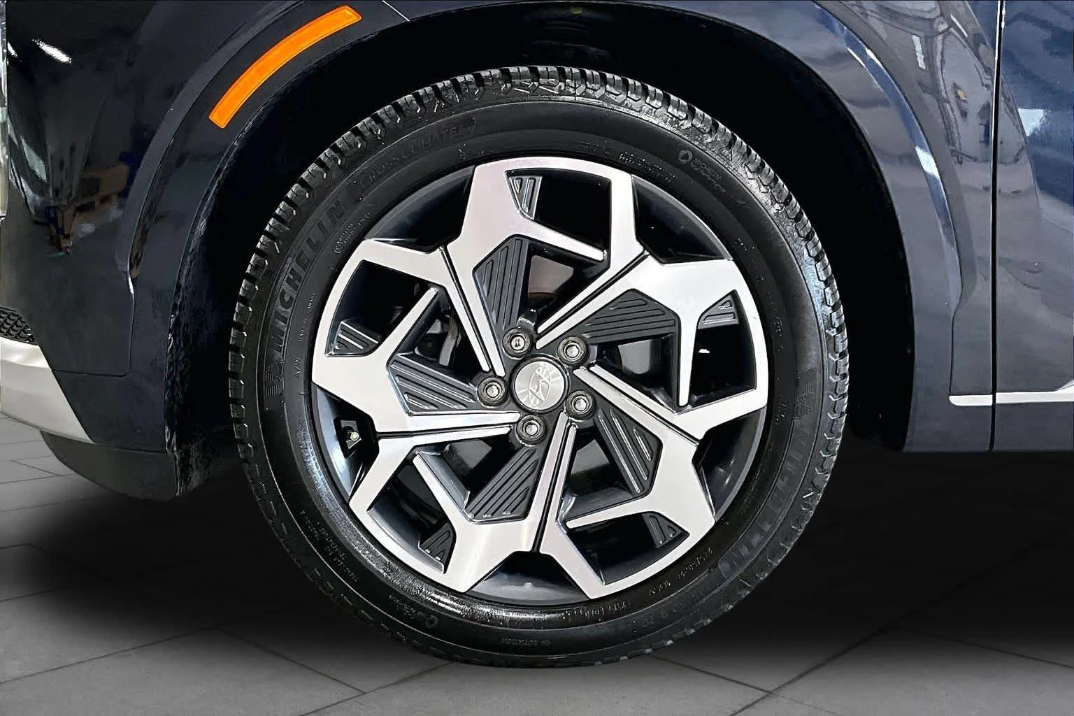 Used 2021 Moonlight Cloud Hyundai Calligraphy image 11